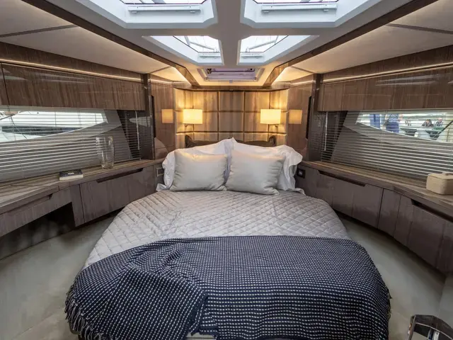 Galeon 510 SKY