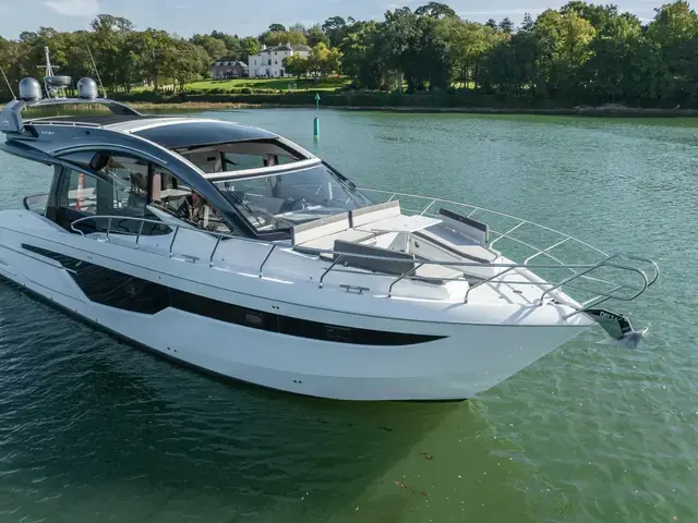 Galeon 510 SKY