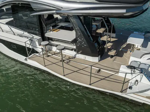 Galeon 510 SKY