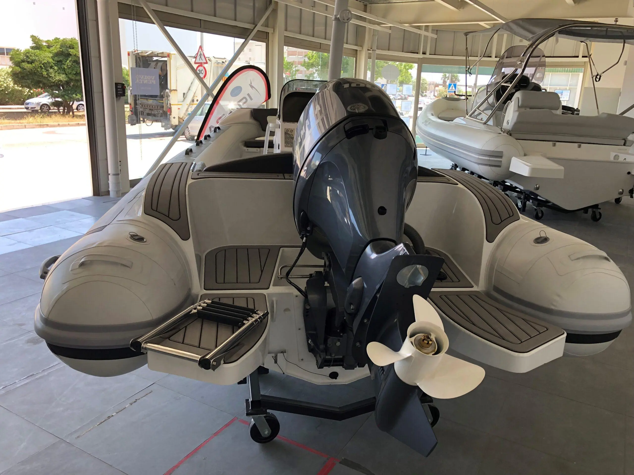 2022 Bimini sport 520