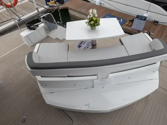 Galeon 510 SKY