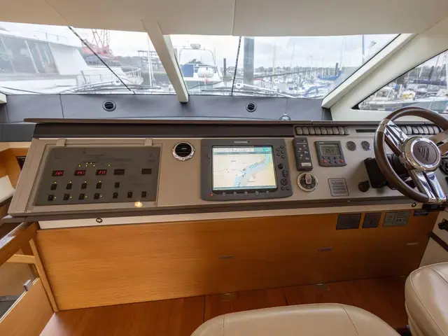 Fairline Phantom 48