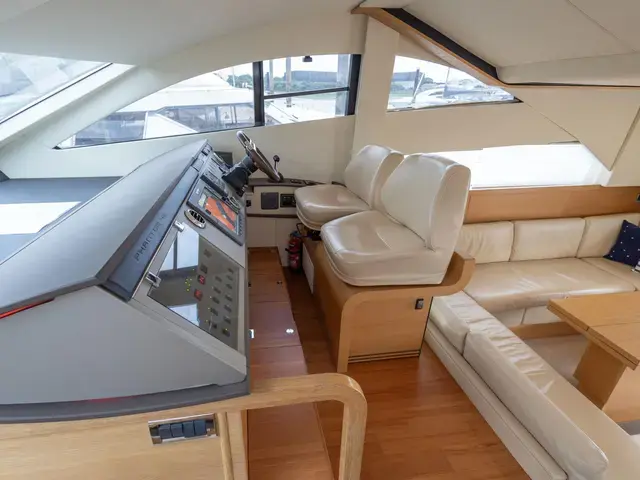 Fairline Phantom 48