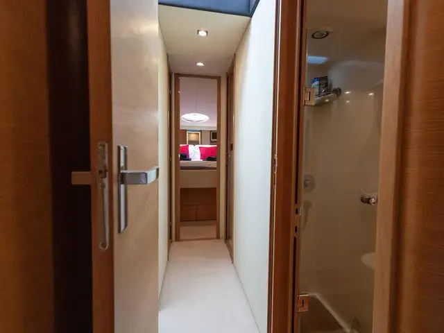 Fairline Phantom 48