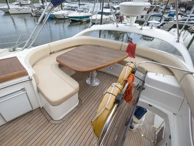 Fairline Phantom 48