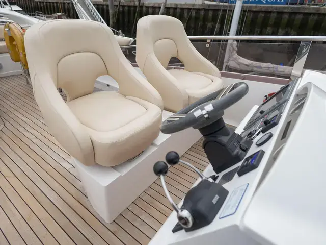 Fairline Phantom 48