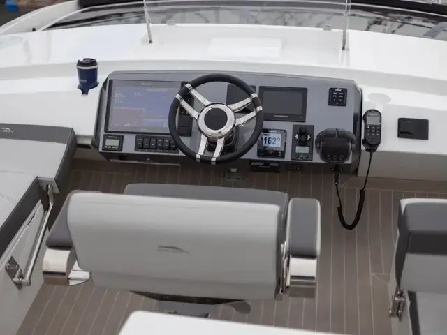 Galeon 510 SKY