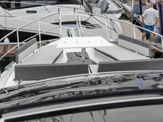 Galeon 510 SKY