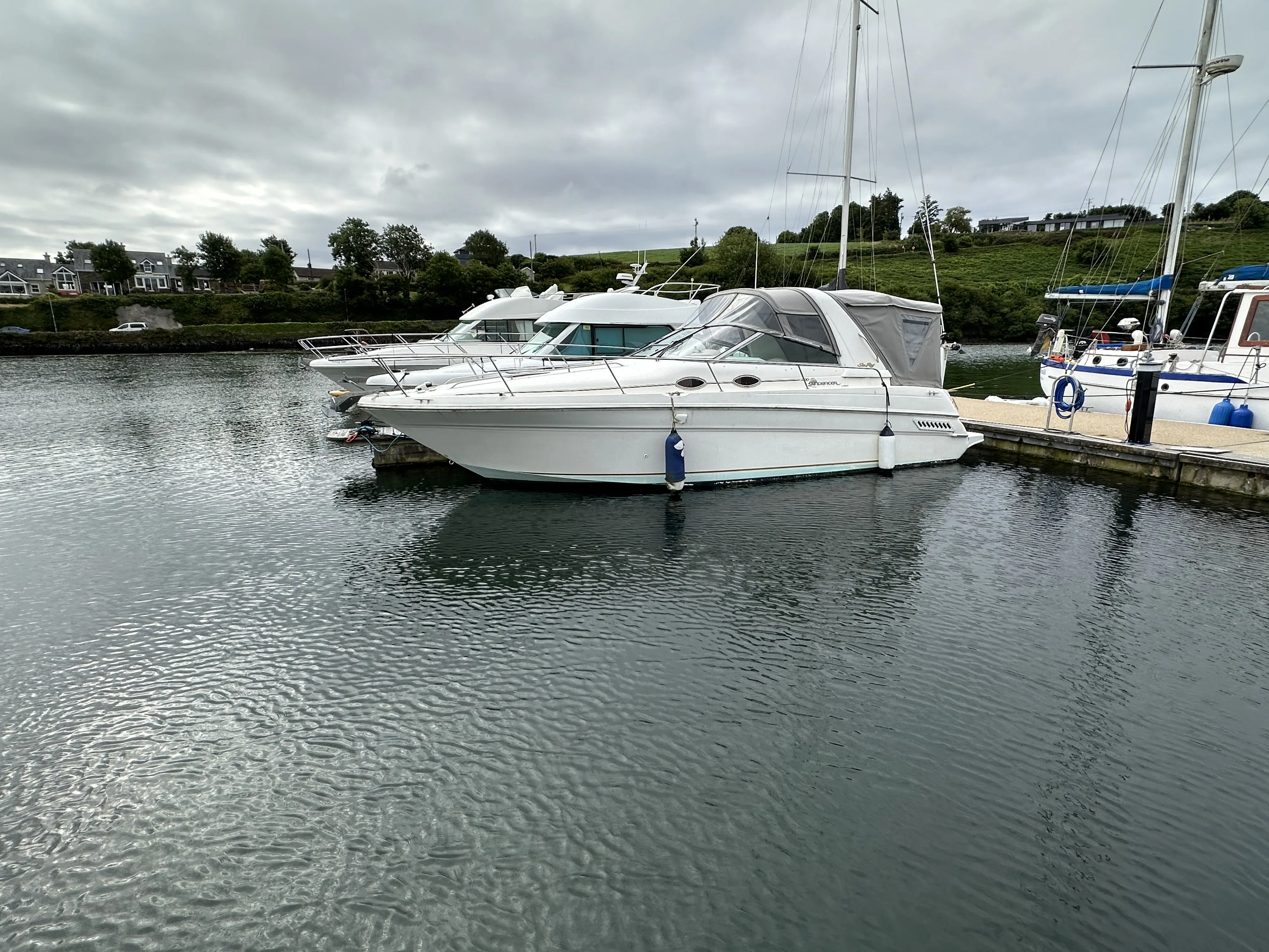 1997 Sea Ray sundancer 290