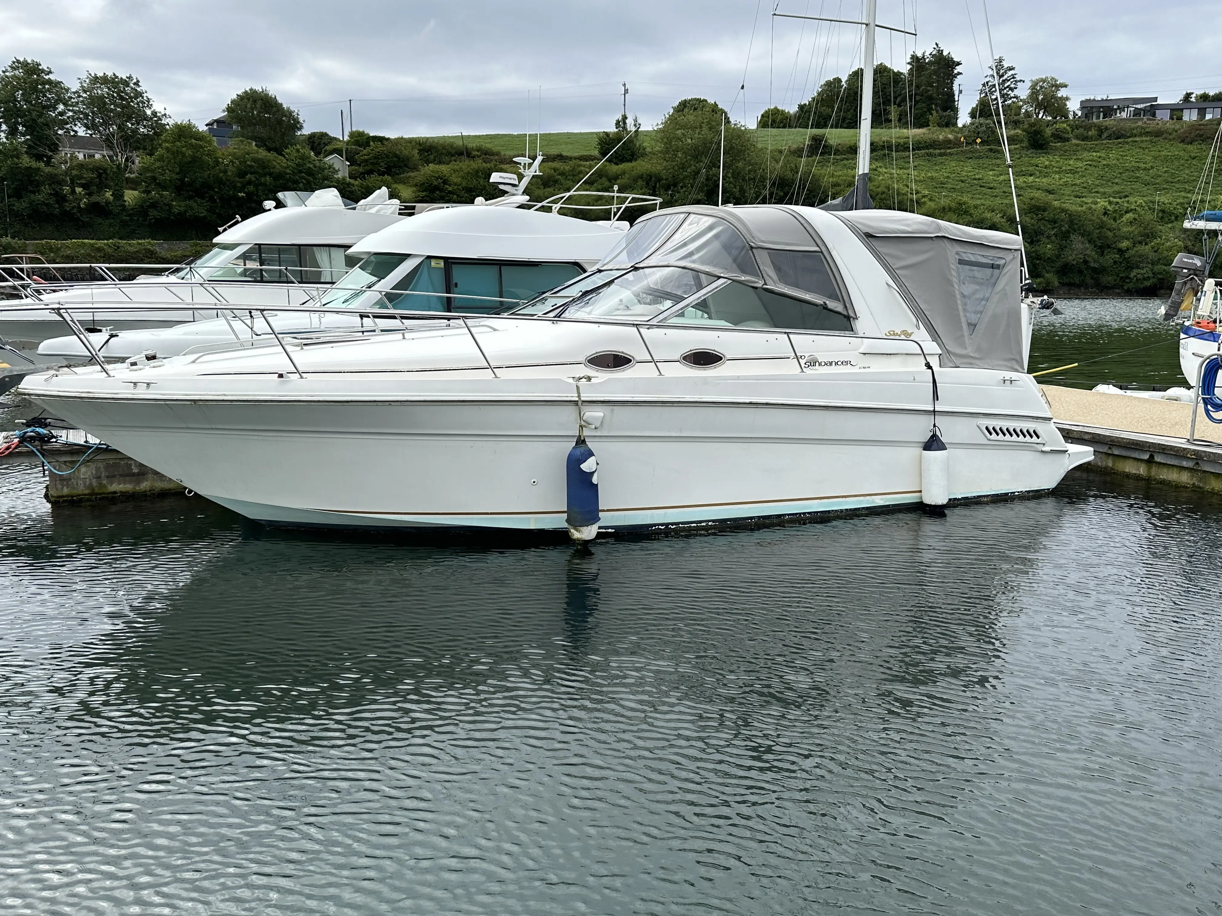 1997 Sea Ray sundancer 290