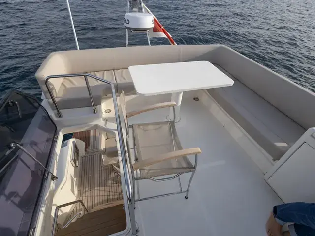 Ferretti Yachts 500