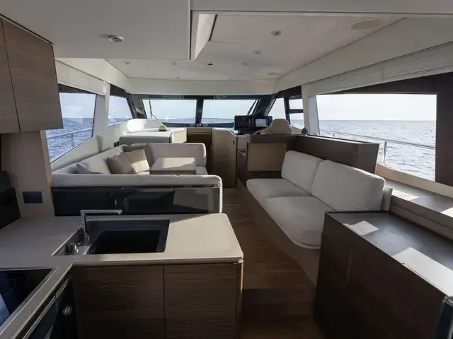 Ferretti Yachts 500