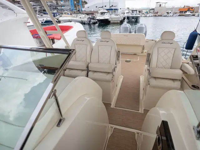 Chris Craft 30 Calypso