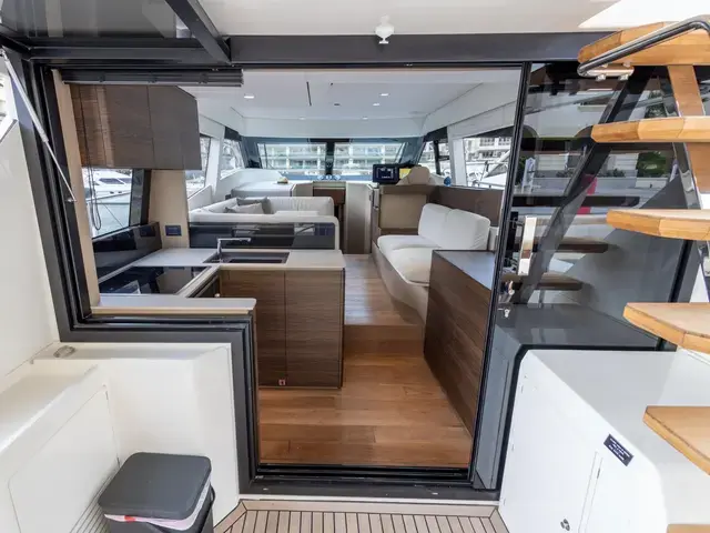 Ferretti Yachts 500