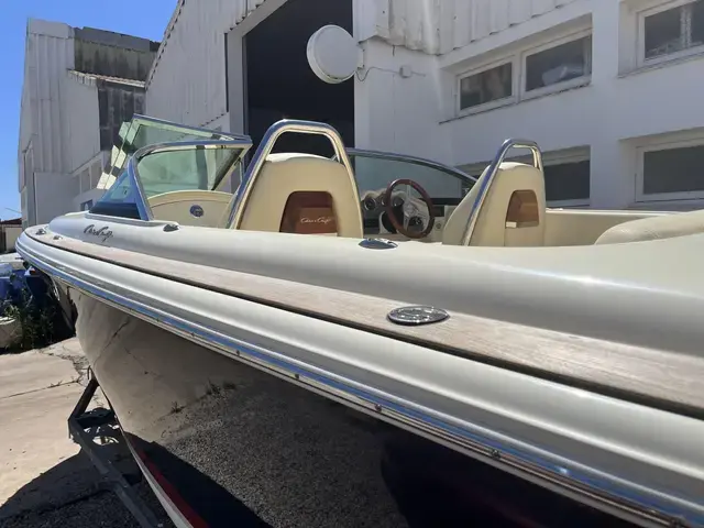 Chris Craft Launch 23