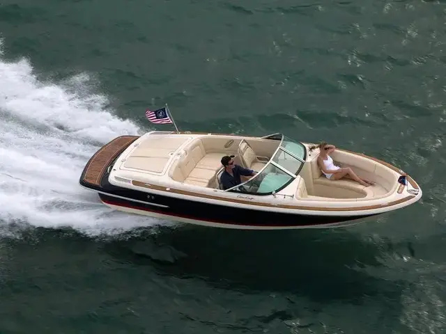 Chris Craft Launch 23