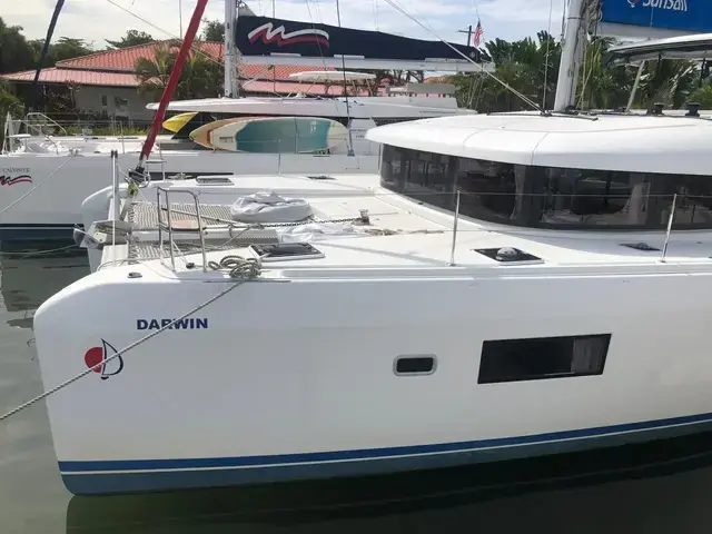 Lagoon 42