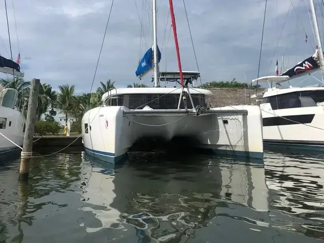 Lagoon 42