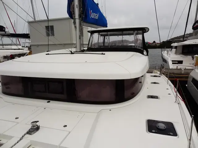 Lagoon 42