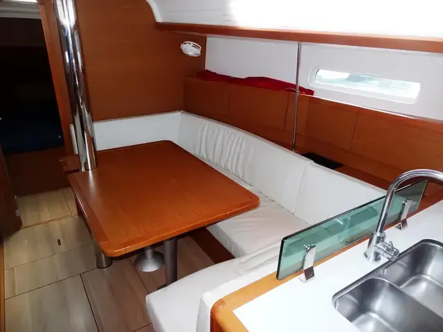 Jeanneau Sun Odyssey 389