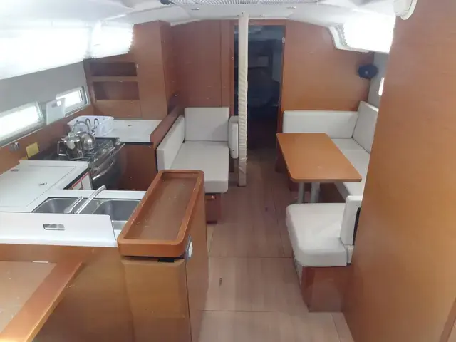 Jeanneau Sun Odyssey 410