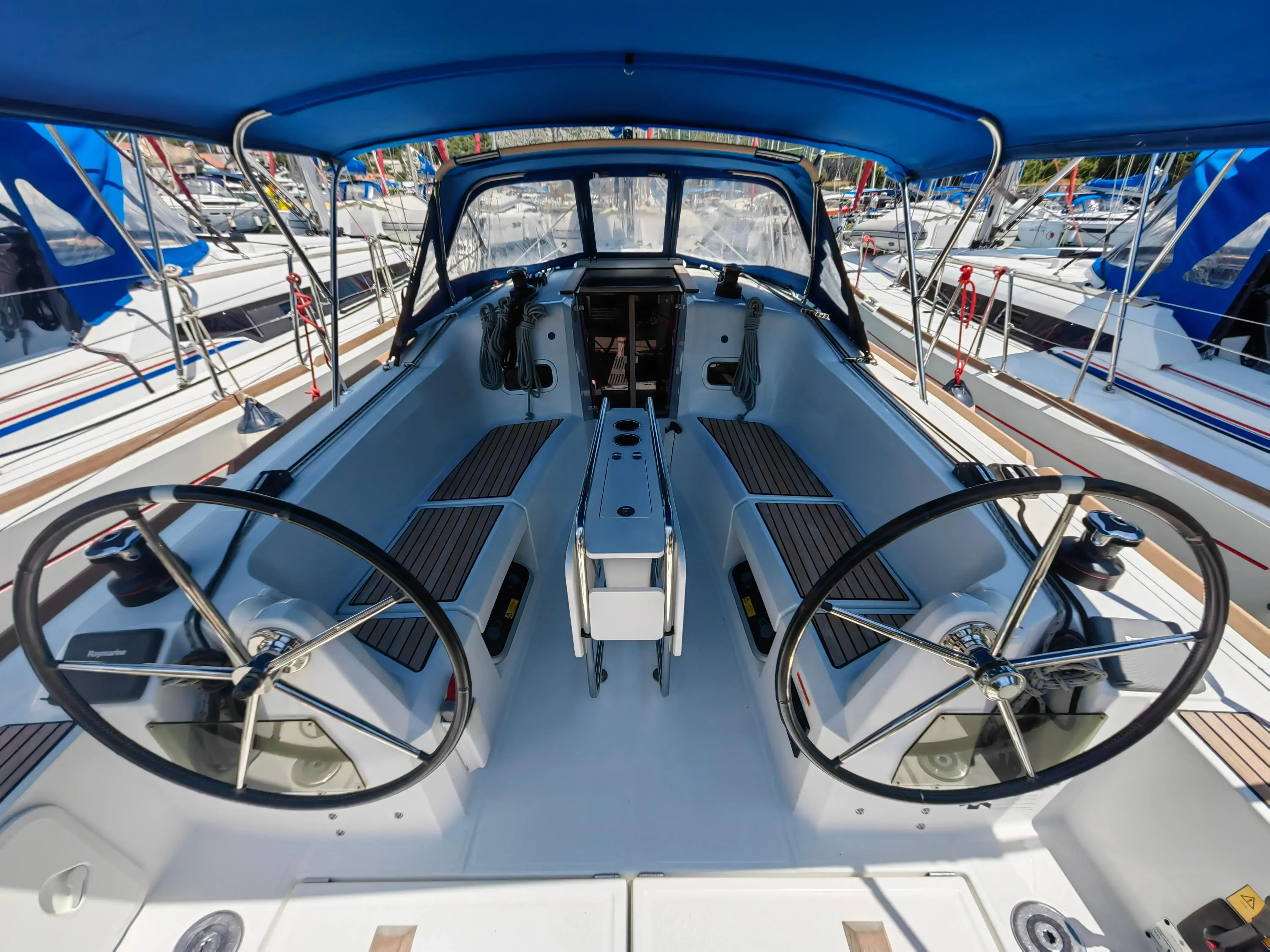 2017 Jeanneau sun odyssey 349