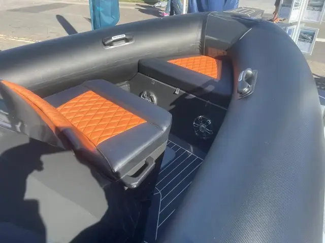 Sealegs Boats 7.5. Hydrasol Amphibious Rib