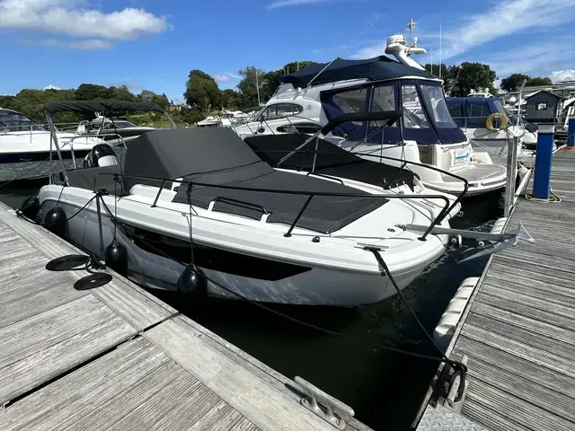 Beneteau Flyer 8