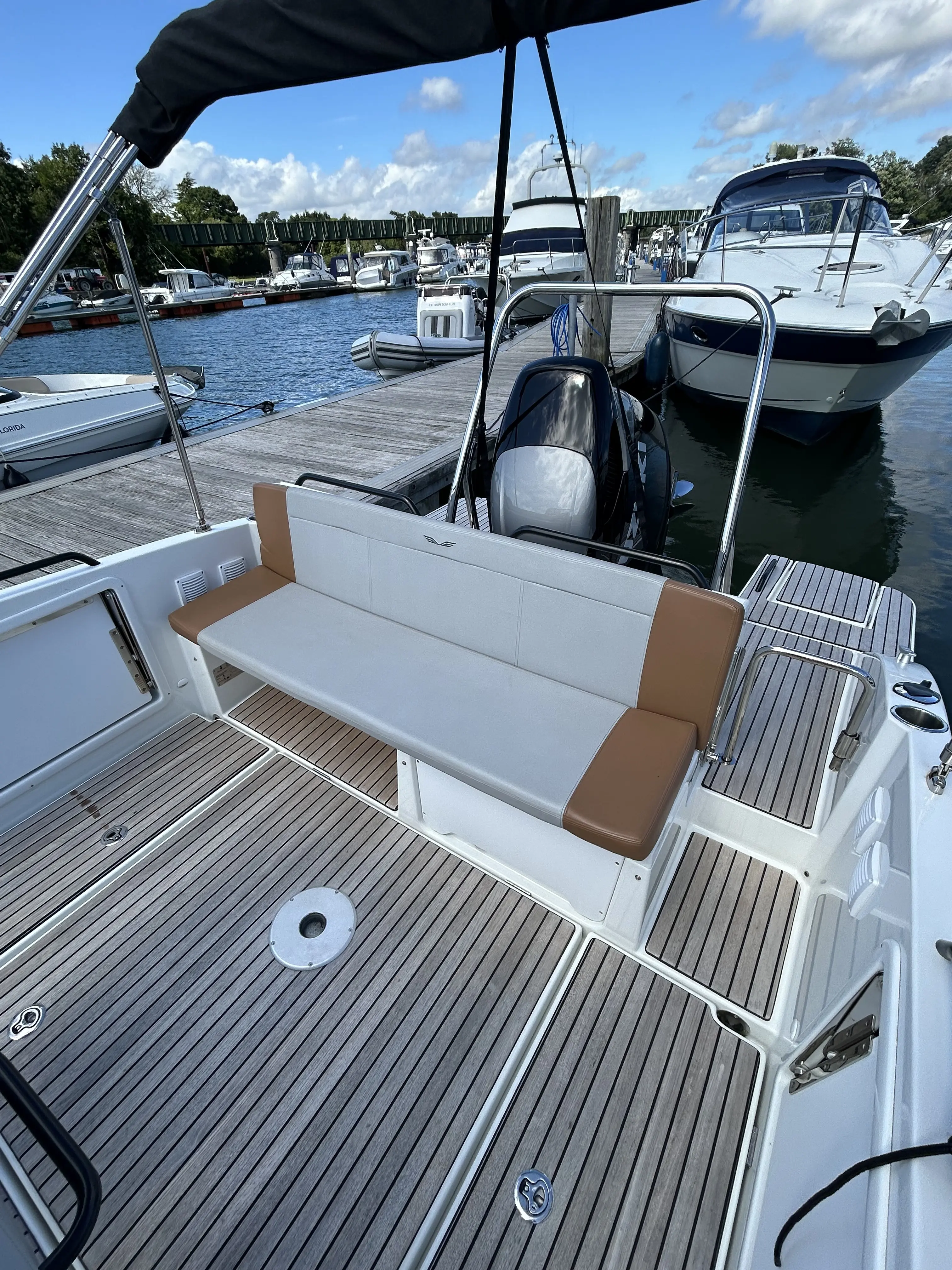 2020 Beneteau flyer 8