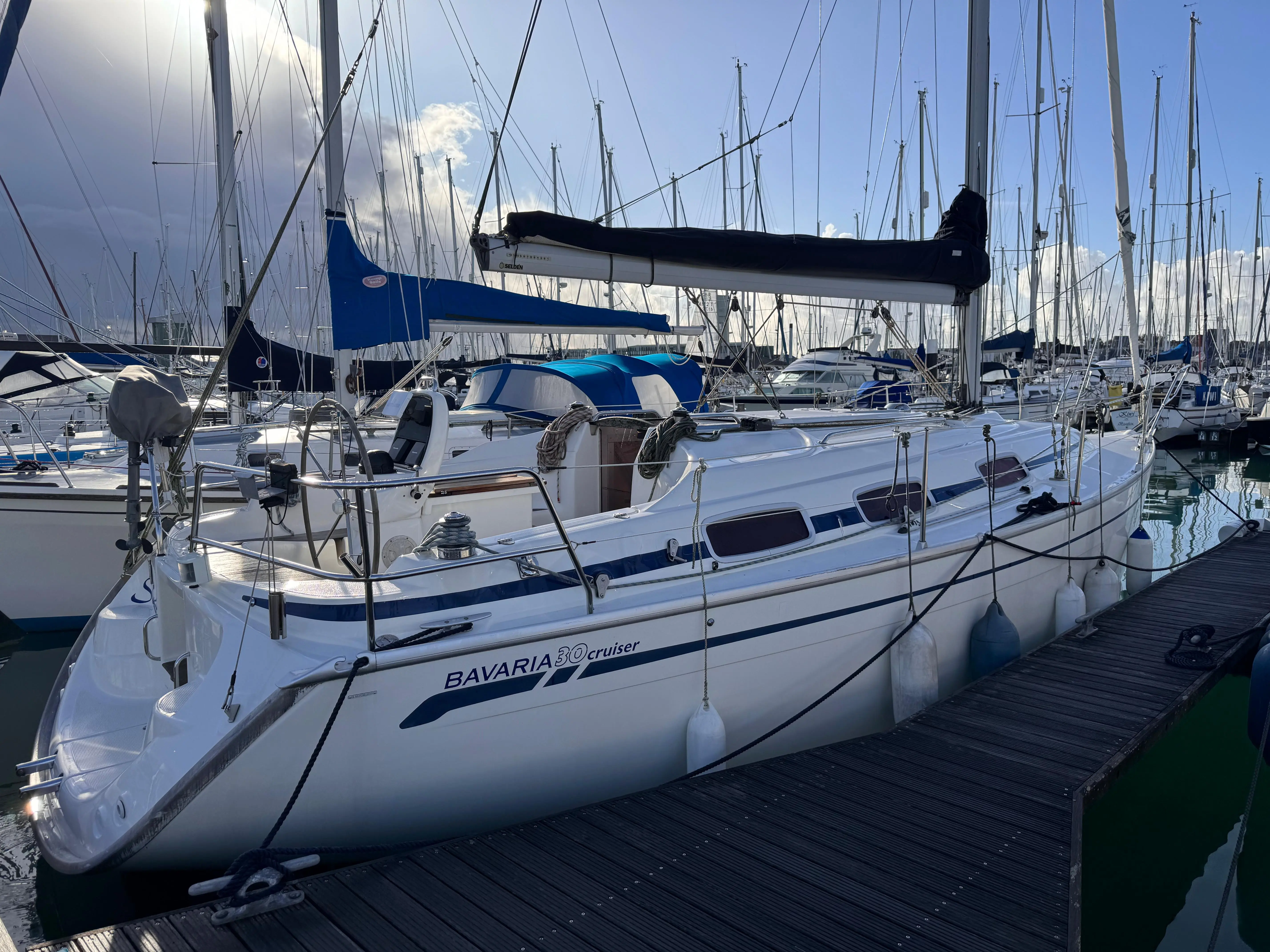 2006 Bavaria 30 cruiser