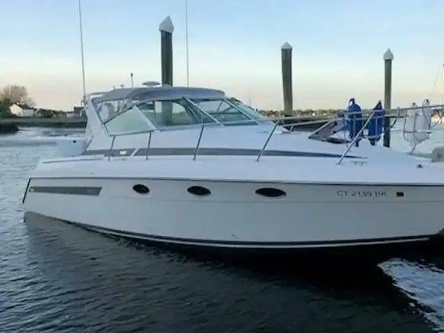 Tiara 34