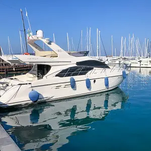 2007 Azimut 50 fly