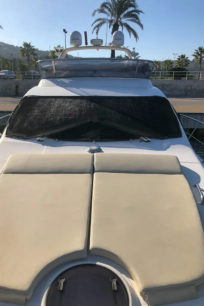 2007 Azimut 50 flybridge