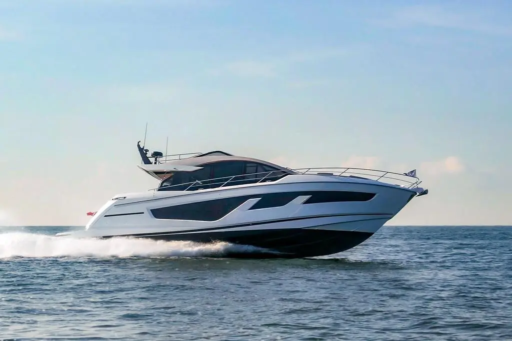 2022 Sunseeker sport 65 yacht