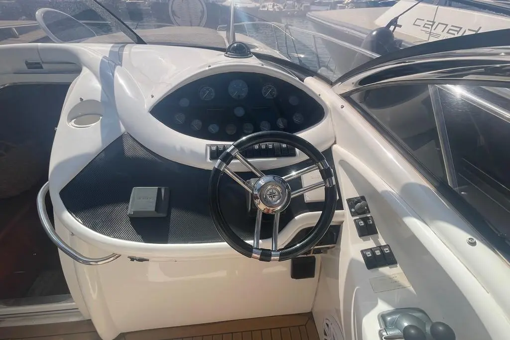 2004 Sunseeker superhawk 40