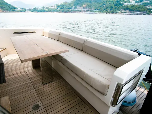 Ferretti Yachts 450