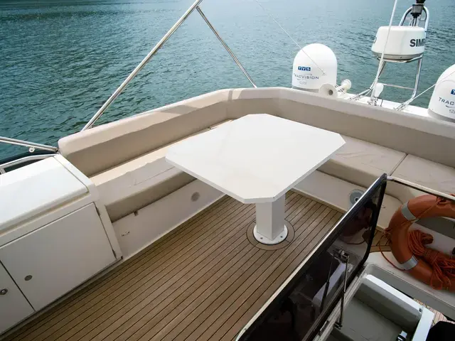 Ferretti Yachts 450