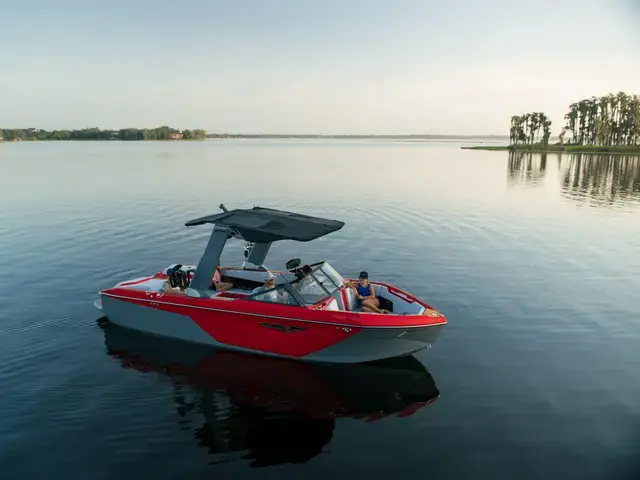 Nautique S23