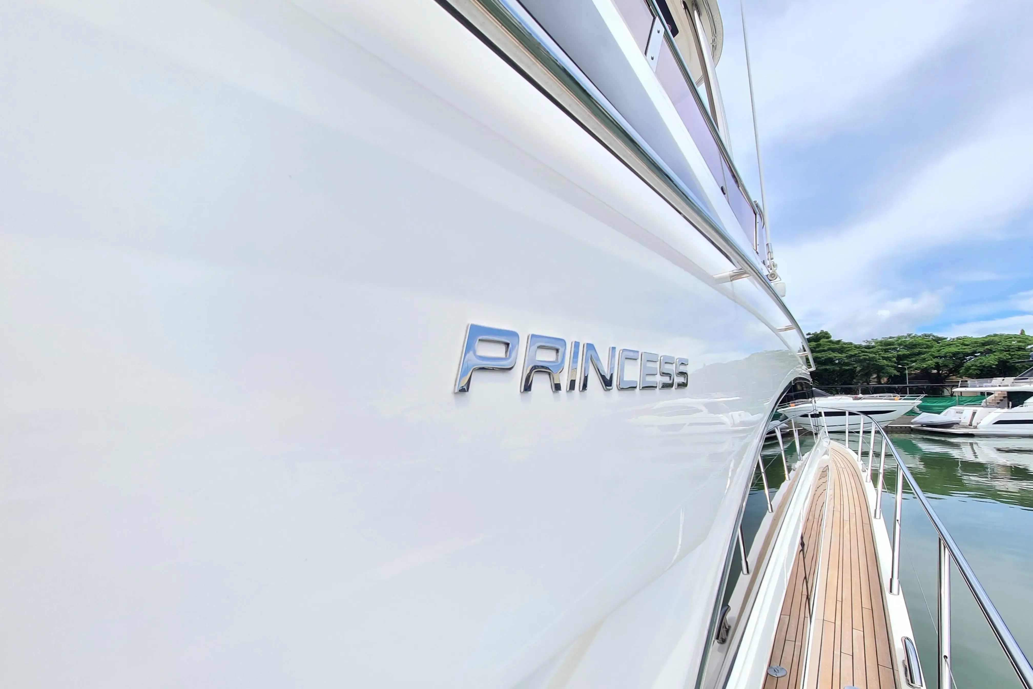 2014 Princess 64