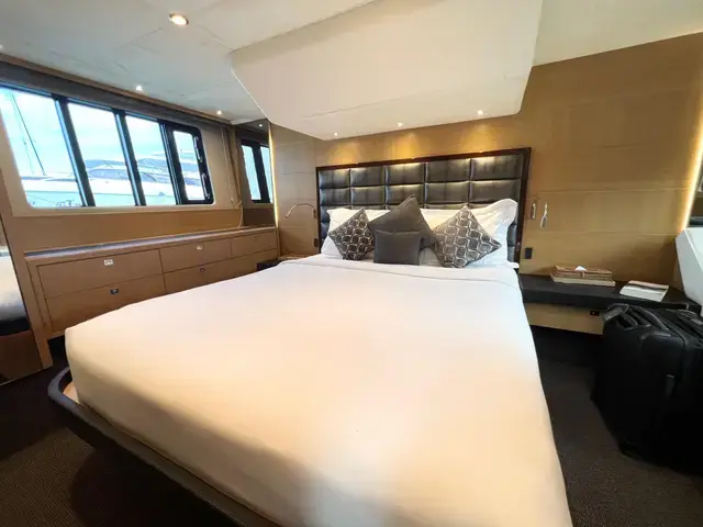 Princess Flybridge 60 Motor Yacht