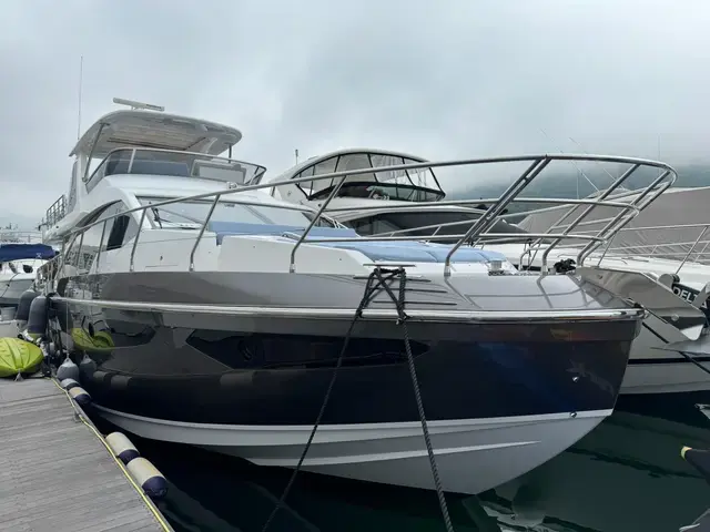 Azimut 60