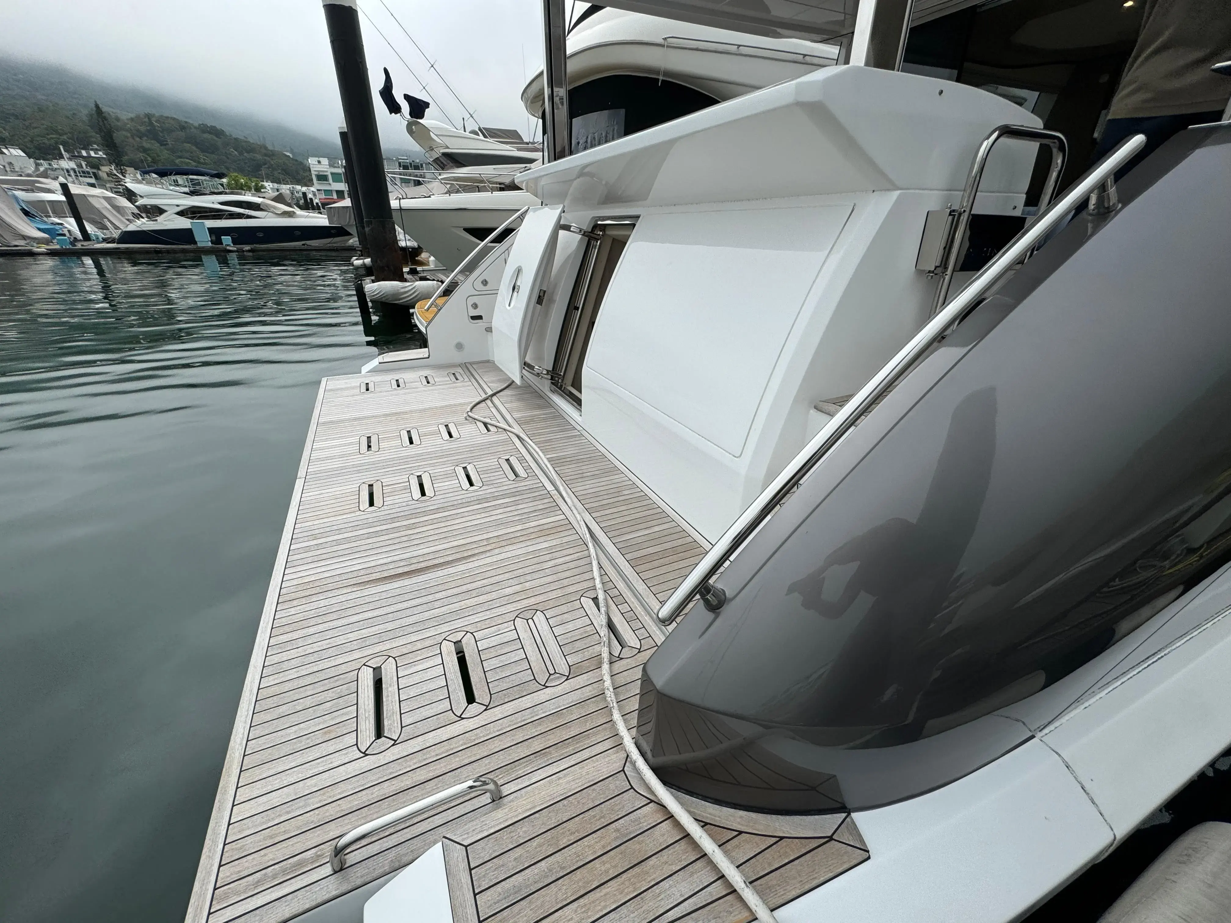 2022 Azimut 60