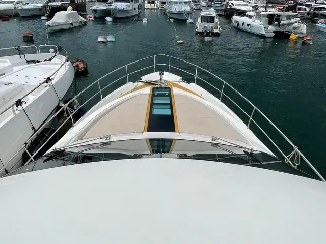 Fairline Squadron 65