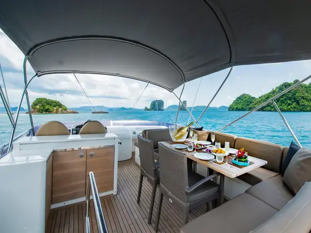 Princess Flybridge 60 Motor Yacht