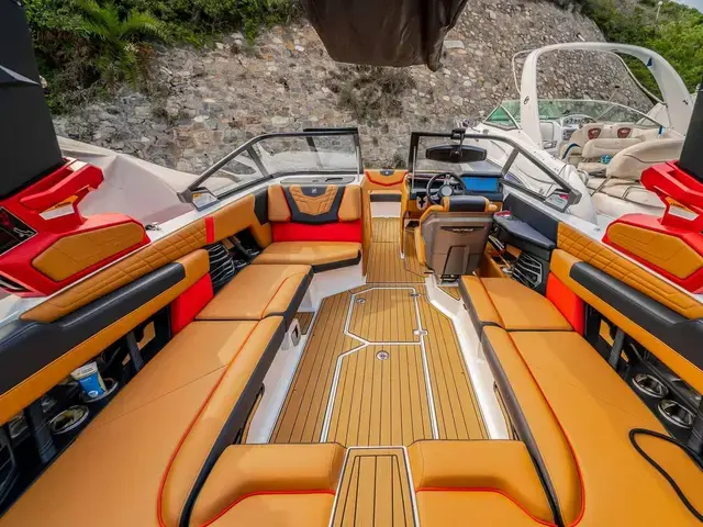 Nautique Boats G23