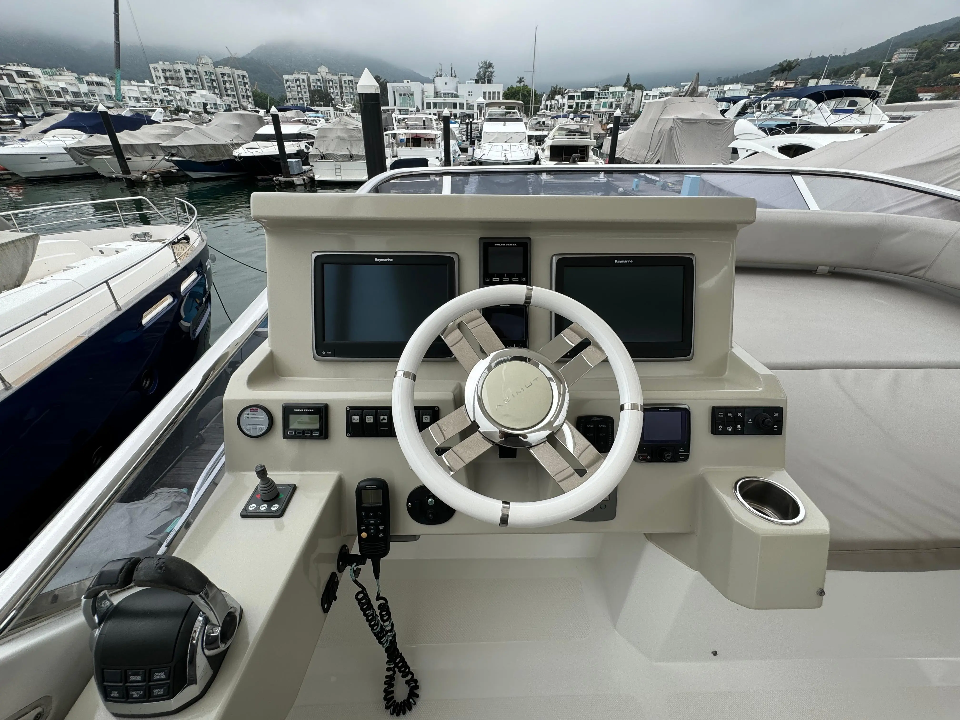 2015 Azimut 50