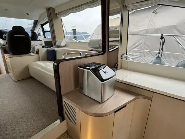 Azimut 55