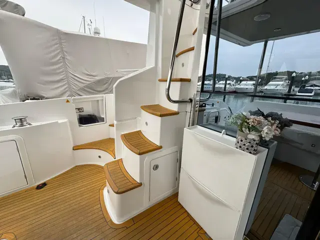 Azimut 55