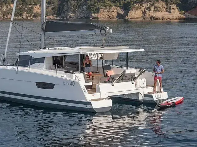 Fountaine Pajot Isla 40