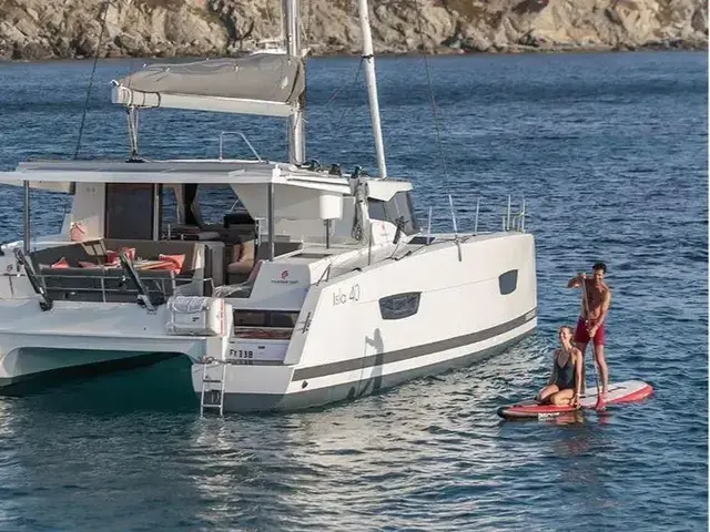 Fountaine Pajot Isla 40